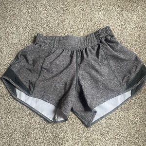Gray lululemon hotty hots